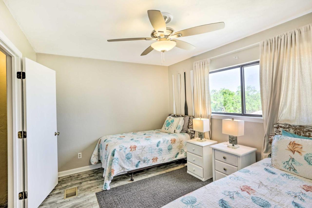 Panacea Waterfront Escape With Balcony On Shell Point Beach! מראה חיצוני תמונה
